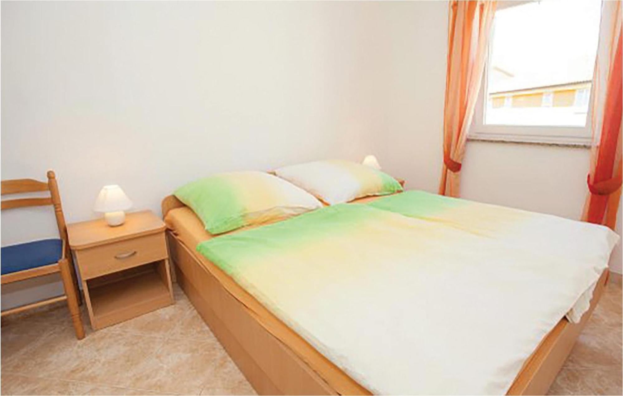 1 Bedroom Beautiful Apartment In Malinska Εξωτερικό φωτογραφία