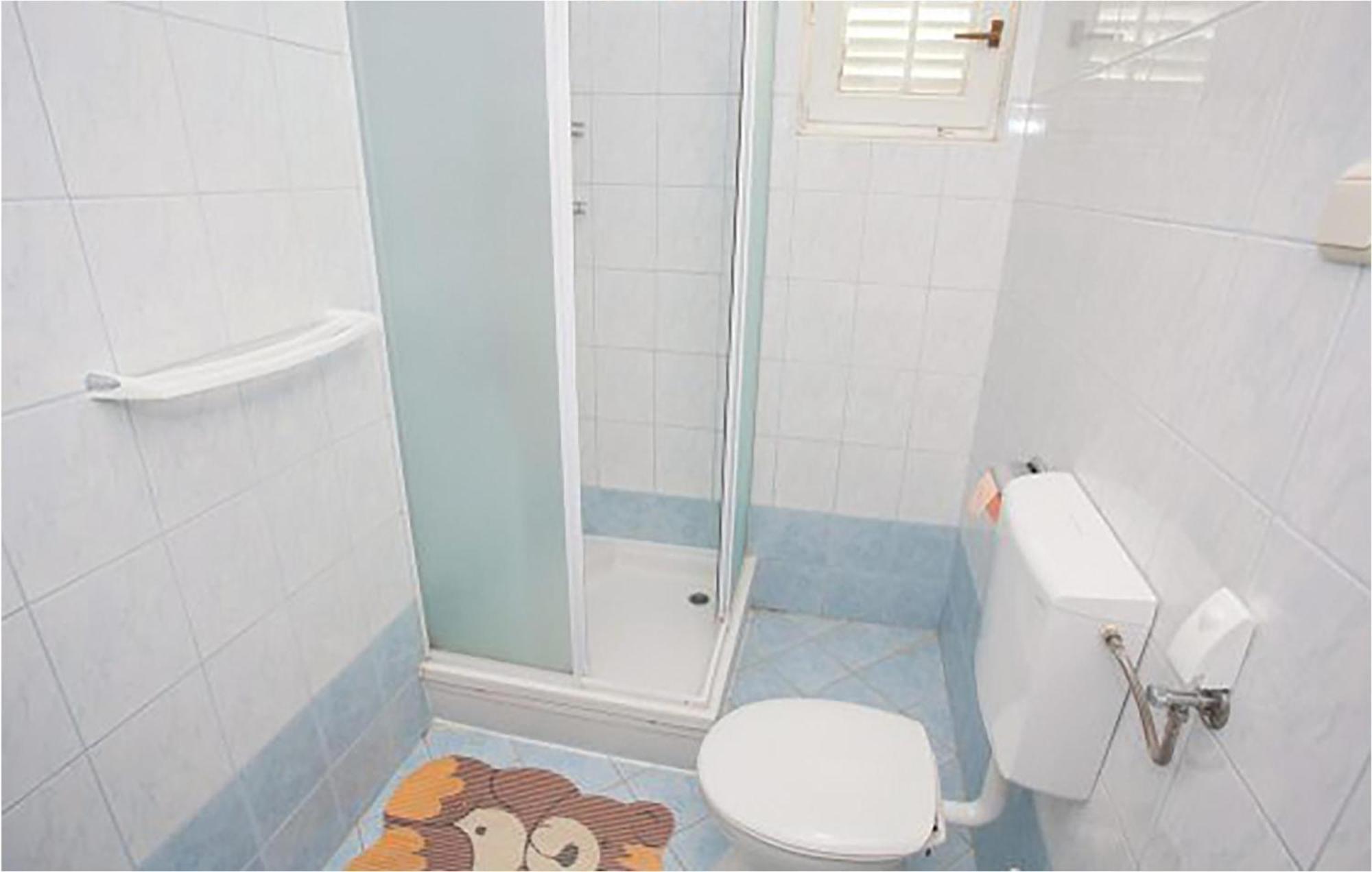 1 Bedroom Beautiful Apartment In Malinska Εξωτερικό φωτογραφία